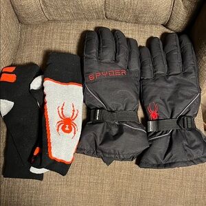 Spyder men's size S/M Black Gloves & Spyder ski socks ..bundle